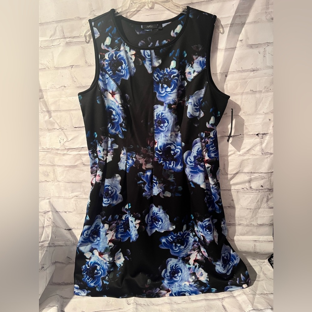 NWT Apt 9 Blue Floral Dress